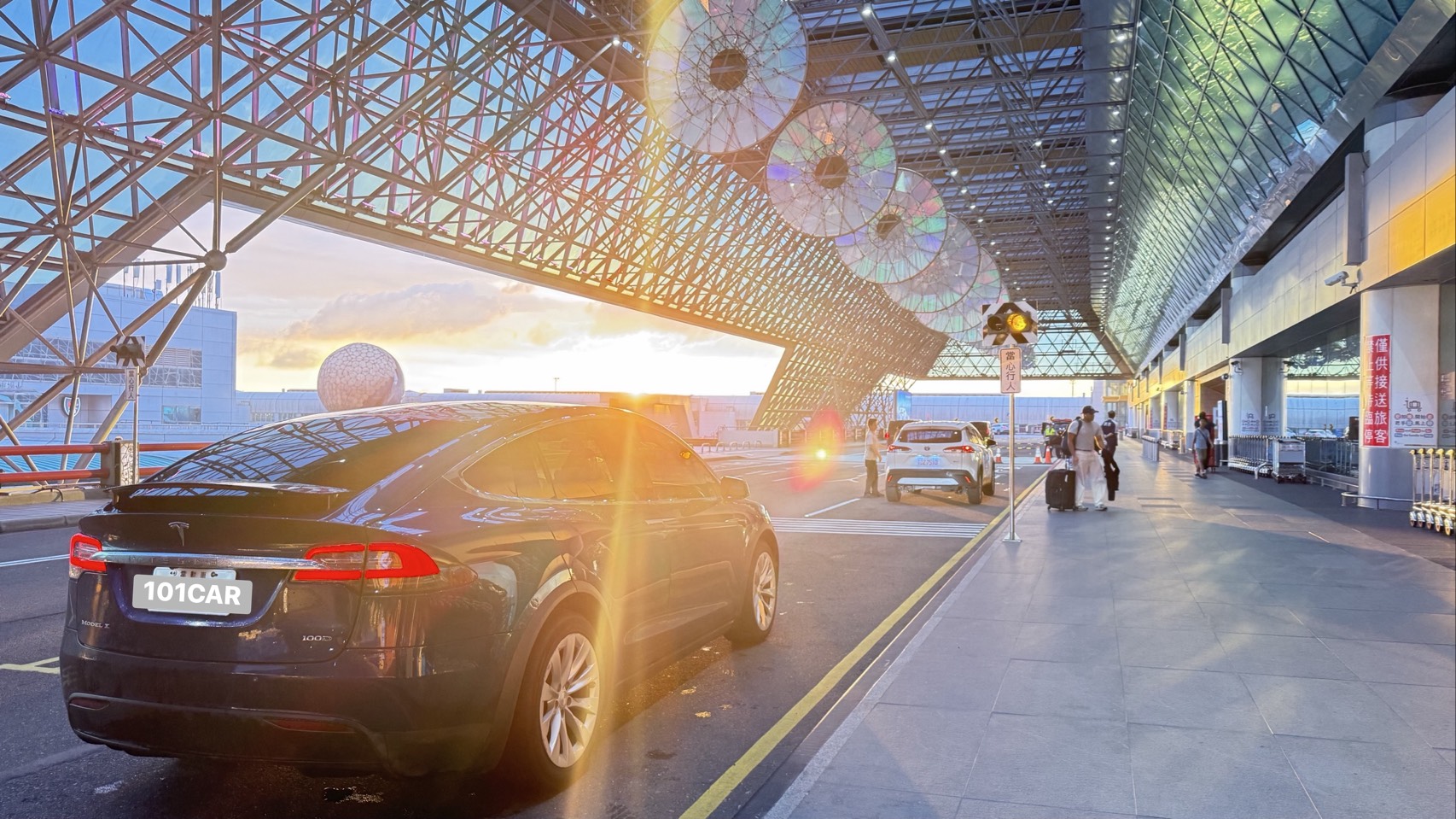 台灣101車隊專業司機與車輛服務團隊